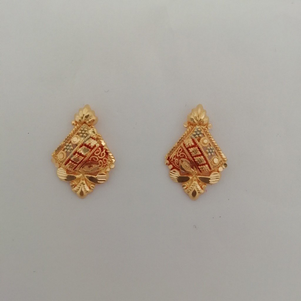 916 gold fancy earrings